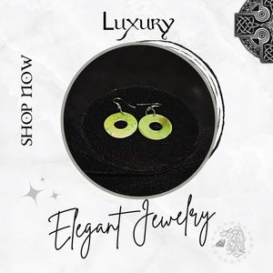 NWOT ~ LTD. Ed. Green Colored Abalone Styled Pierced Earrings